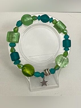 #10 COPY  Green & Teal glass bead bracelet